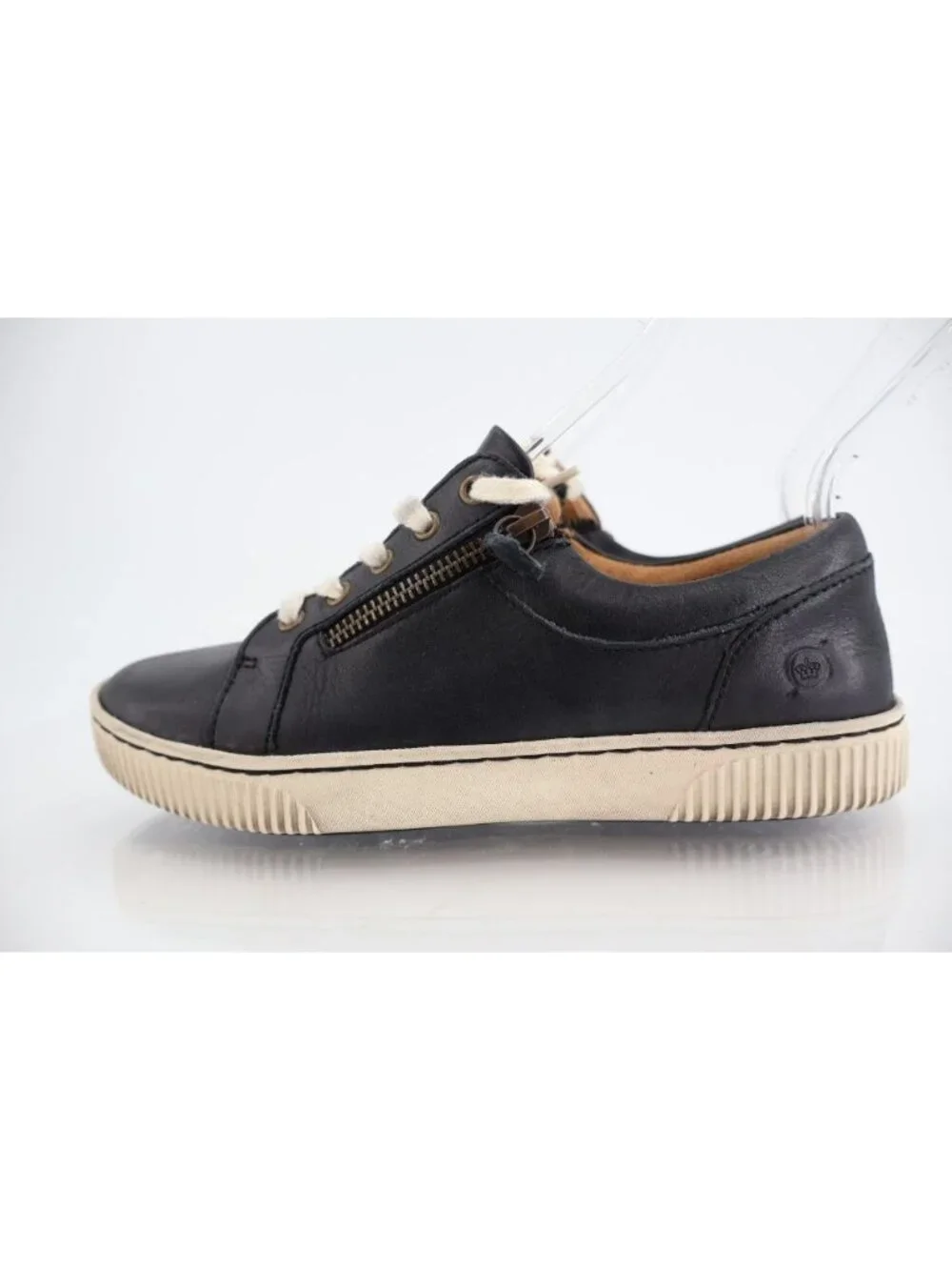 Born Women Paloma Sneaker Sz 6.5 Black Leather Low Top Lace Up Casual Shoe Comfy